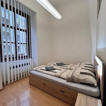 Lejlighed Relax Apartma - Stred *